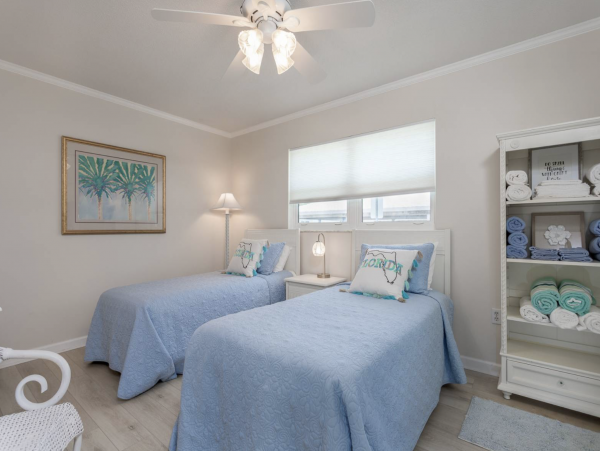 Siesta Key Beachfront Two Bedroom Vacation Condo